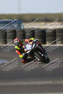 media/Oct-11-2025-CRA (Sat) [[48ae399f89]]/Races/Race 8/